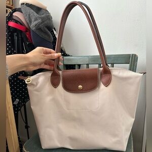 Longchamp le pliage tote beige tan color 
Medium size